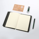 LENZEN - CHANGE ZERO Sustainable Gift Set with Refillable Notebook, Pen & USB Keychain - Green